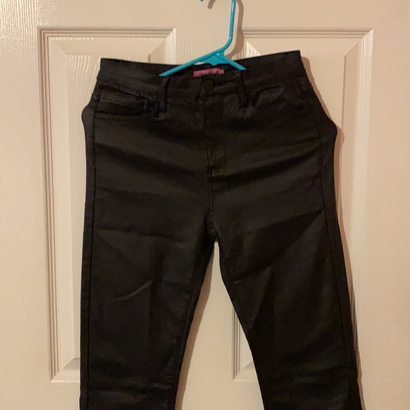 EDIKTED FLARED JEAN SIZE M - Picture 7 of 11